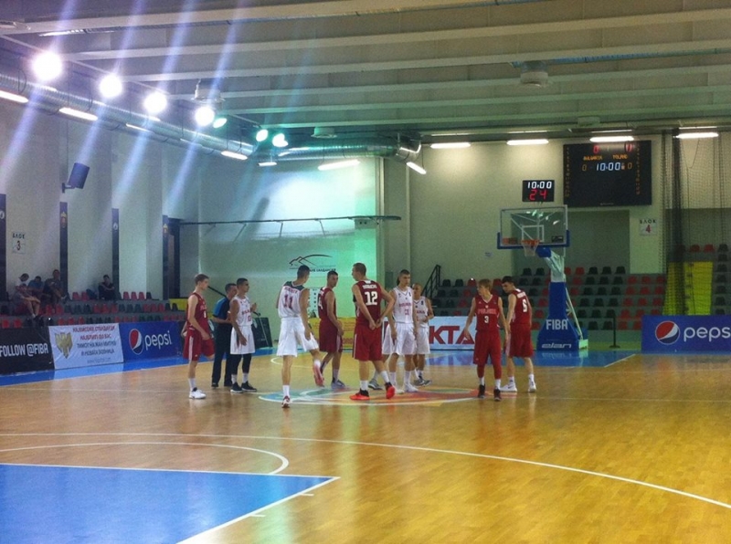 Юношите (18) изпуснаха Полша след обрат в края